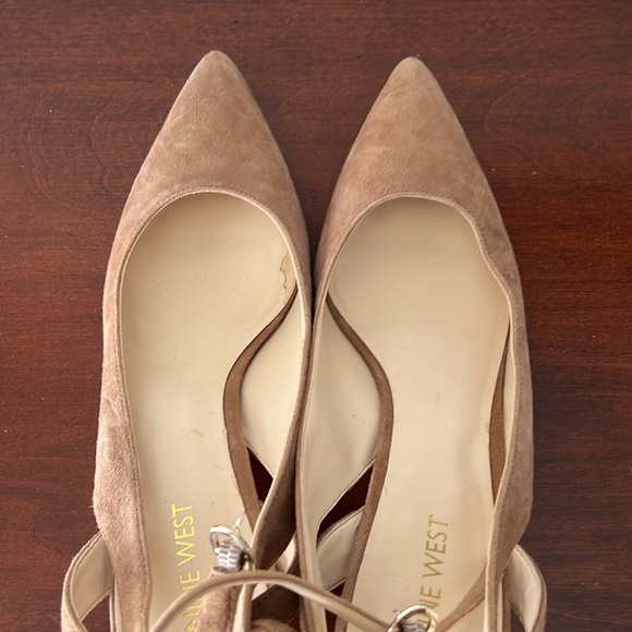 NINE WEST SUEDE ANKLE HEEL - Picture 4 of 8